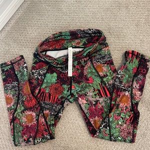 Lululemon Time to Sweat crop floral legging